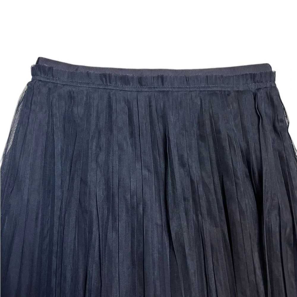 Banana Republic pleated gauzy